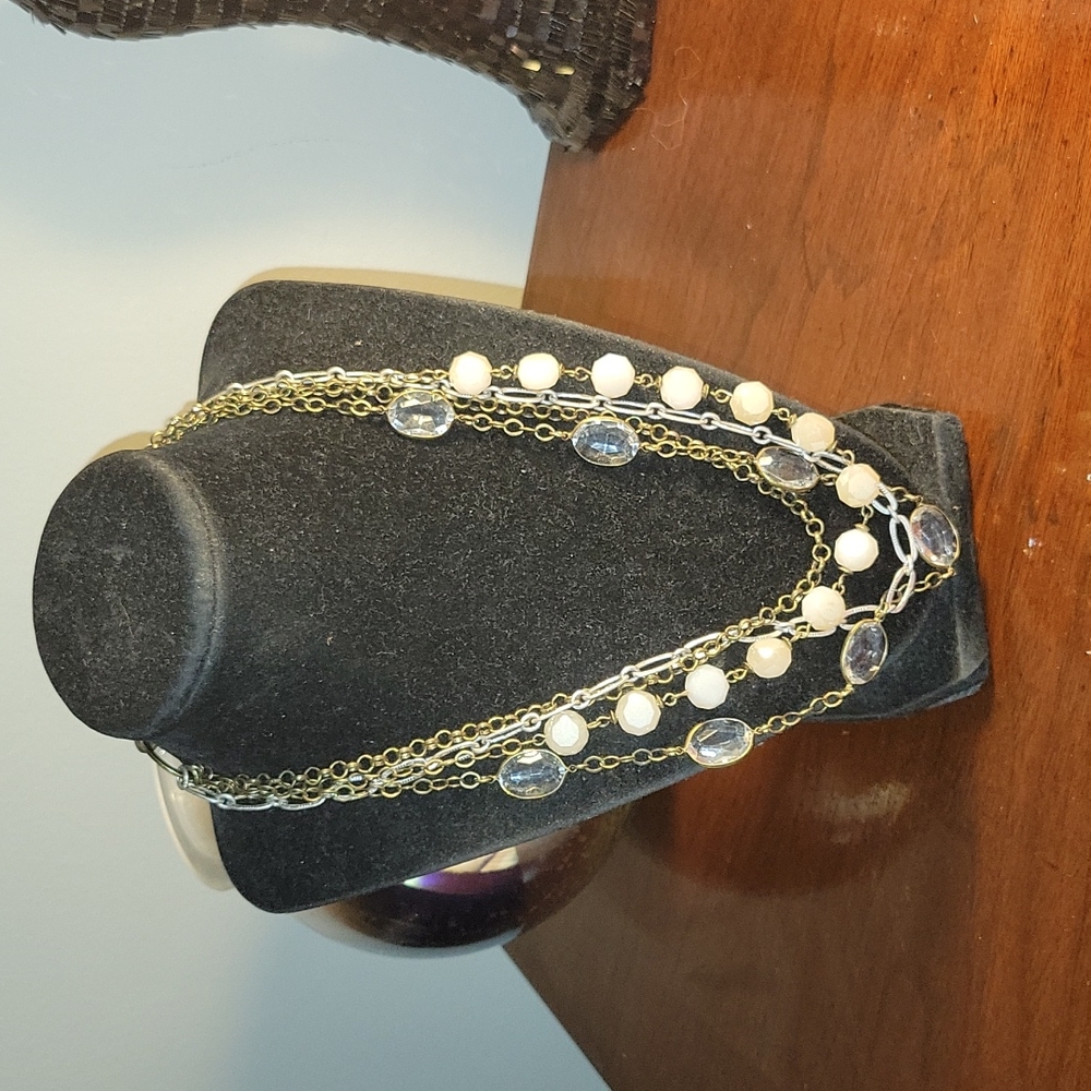 JK By Thirty One nacklace - Picture 3 of 6